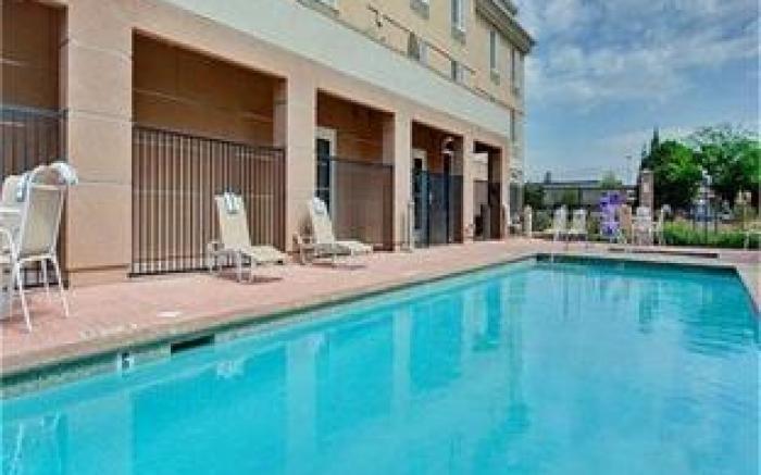 Holiday Inn Express Porterville By IHG