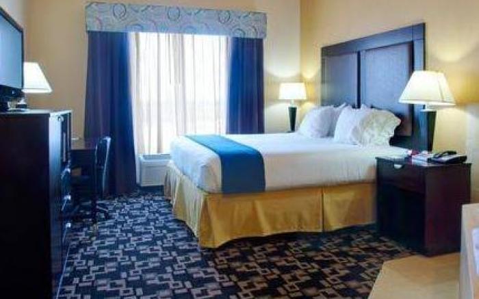 Holiday Inn Express Hotel & Suites Huntsville By IHG