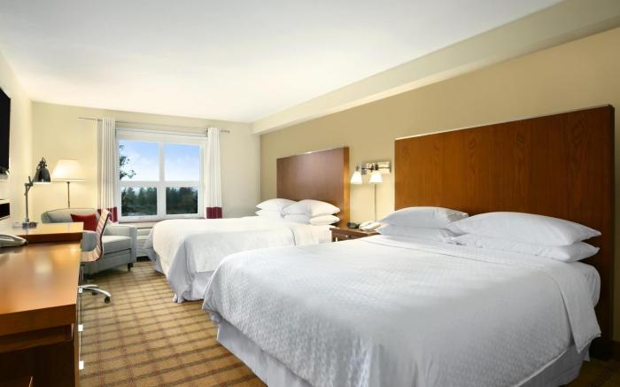 Four Points by Sheraton Victoria Gateway