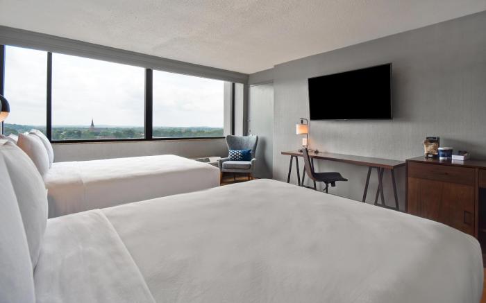 Four Points by Sheraton Boston Newton