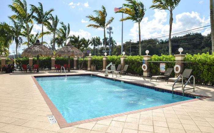 Holiday Inn Express Hotel & Suites Florida City-Gateway To Keys By IHG