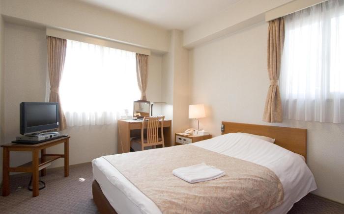 Kishibe Station Hotel