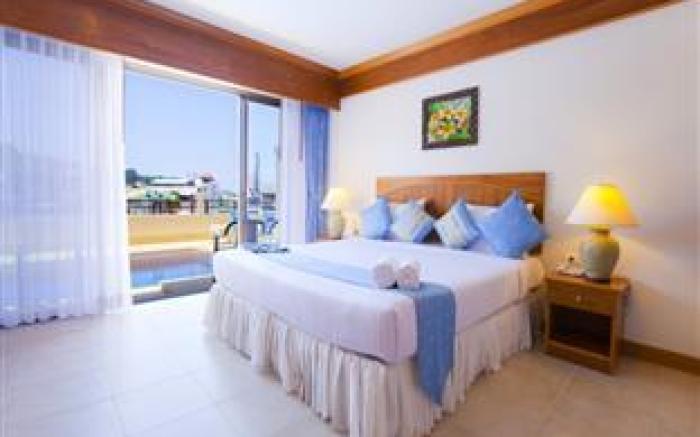 Jiraporn Hill Resort
