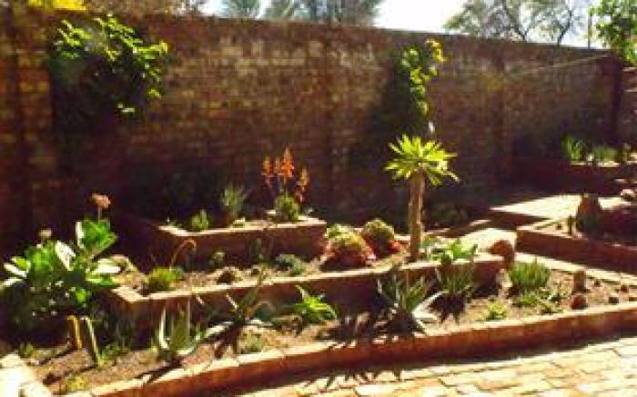 Bisibee Guest House