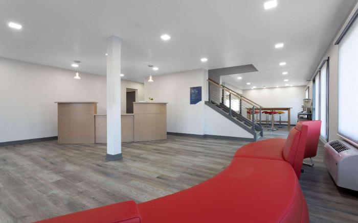 Travelodge by Wyndham Elkhart