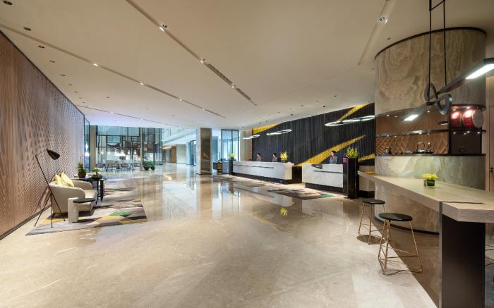 Crowne Plaza Foshan Nanhai-an IHG Hotel-Guangzhou South Railway Station Free Shuttle Bus