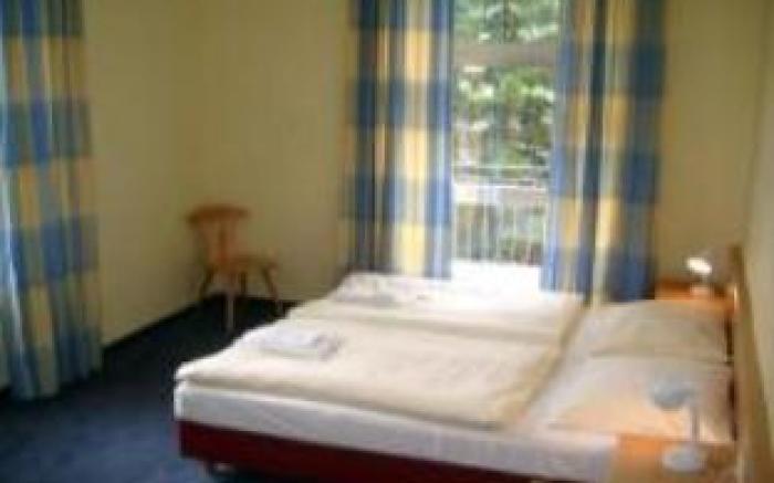 Euro Youth Hotel & Krone