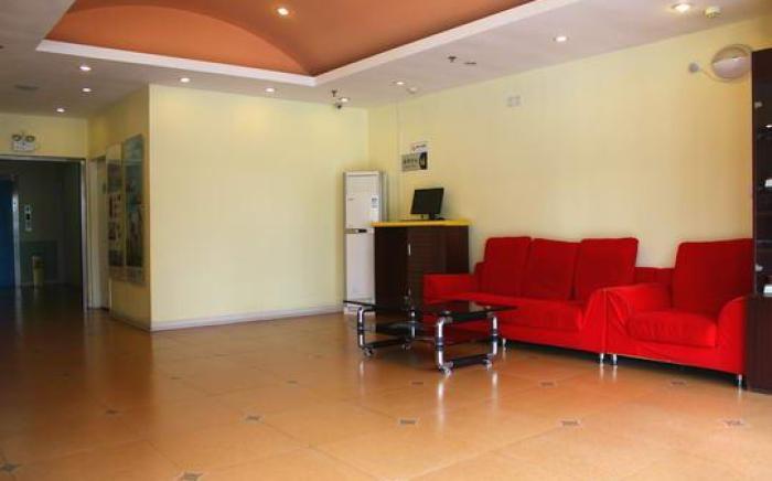 Home Inn Neo Qingdao Chengyang Zhengyang Middle Road Mixc