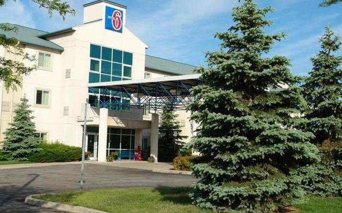 Motel 6-Burlington, ON - Toronto West - Oakville