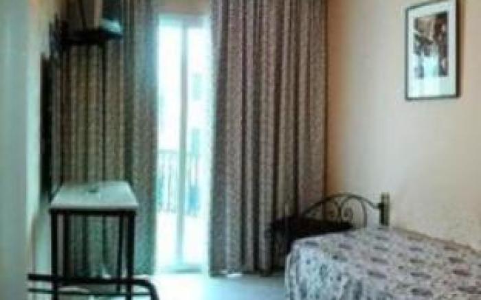 Ariha Hotel