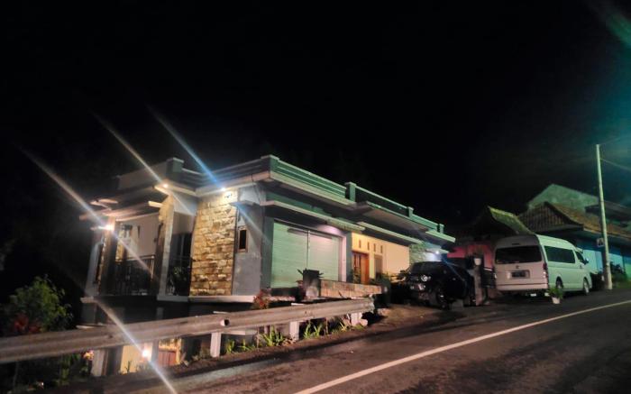 Villa RICKY  2 Gunung Bromo 