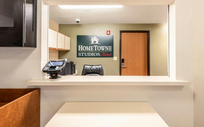 HomeTowne Studios Columbus