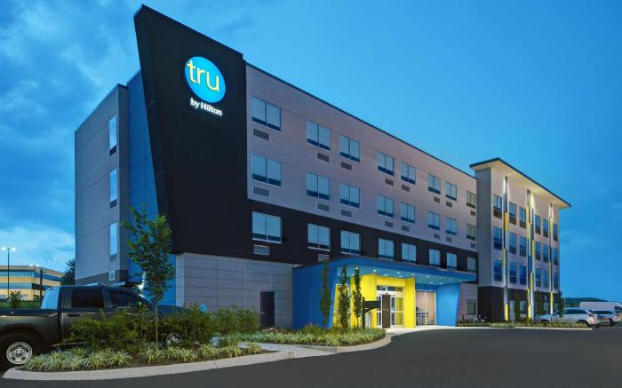 Tru by Hilton Knoxville West Turkey Creek