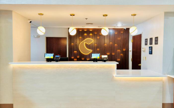 Comfort Suites East Brunswick - South River