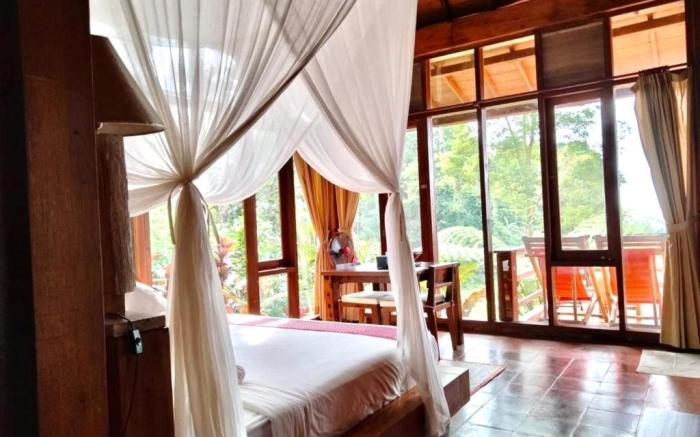 Sang Tirta Resort (Villa Papaya)