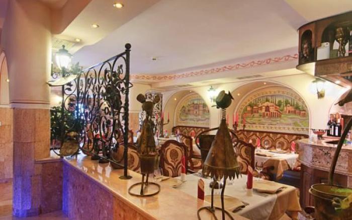 Boutique Hotel Boris Palace & Restaurant