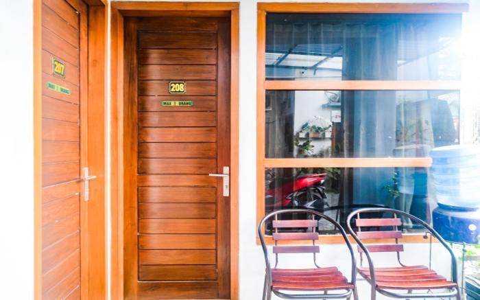 RedDoorz @ Jalan Kedawung