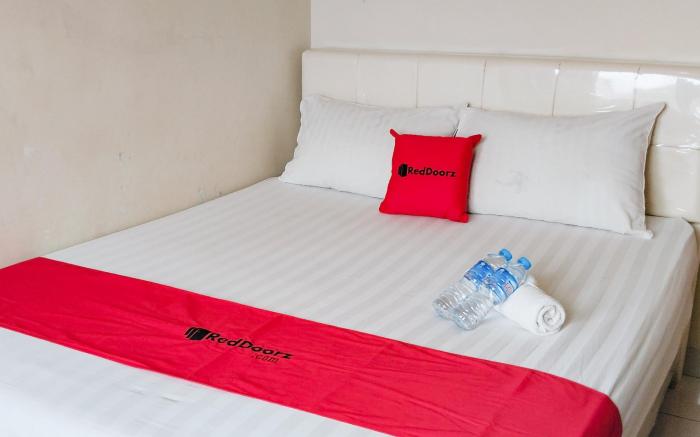 RedDoorz Syariah near Gatot Subroto Lampung 4