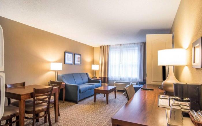 Comfort Inn & Suites Dover-Portsmouth