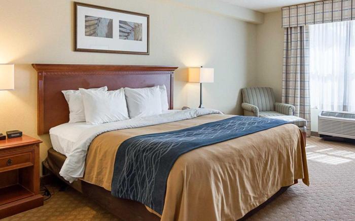 Comfort Inn & Suites Virginia Beach - Norfolk Airport