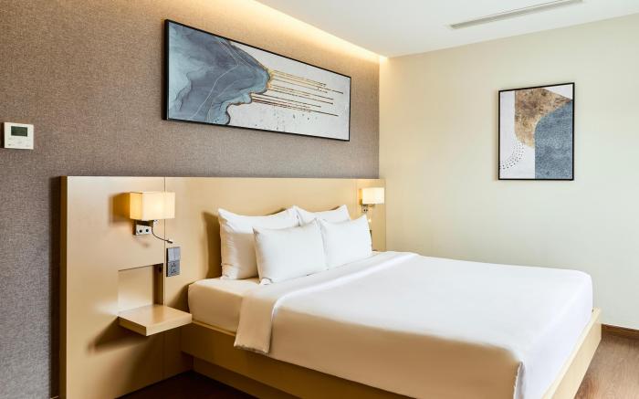 Central Park Saigon Hotel