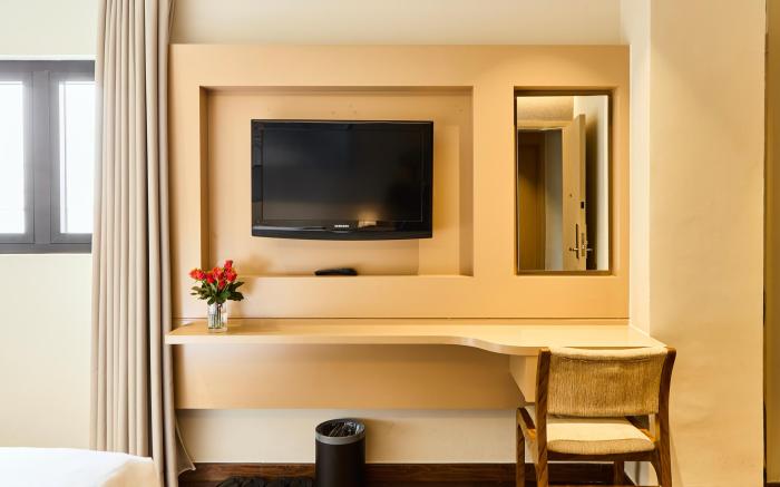 Central Park Saigon Hotel
