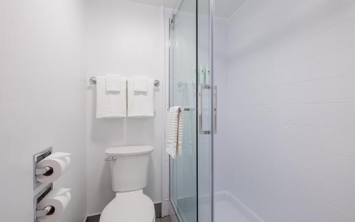 Oakfield Hotel & Suites, an Ascend Collection Hotel