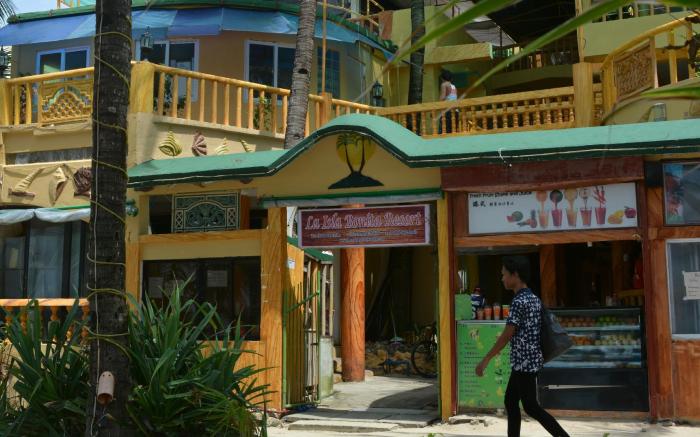 La Isla Bonita Resort