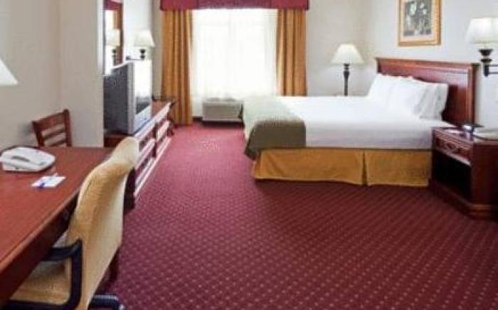 Holiday Inn Express Syracuse-Fairgrounds By IHG