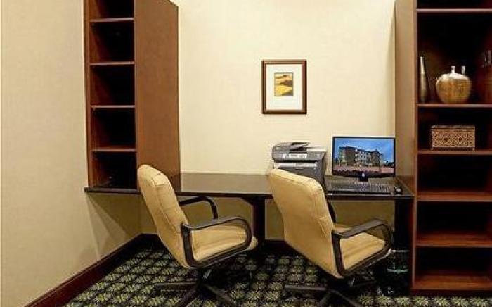 Staybridge Suites San Antonio Sea World By IHG