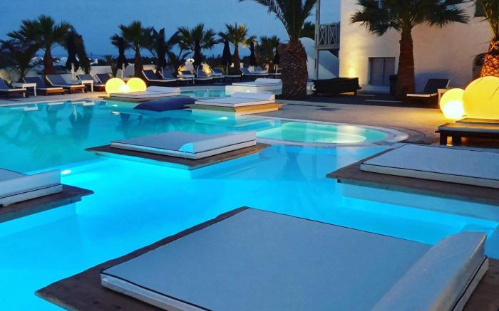 Mediterranean White Hotel