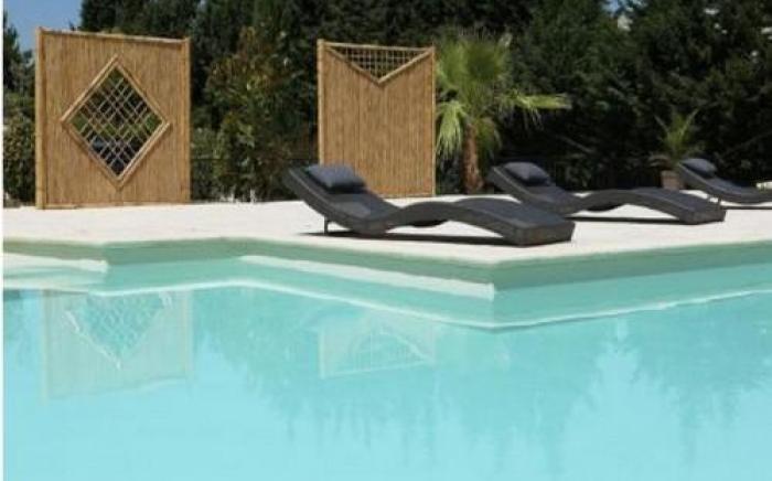 Brit Hotel Avignon Sud Le Calendal