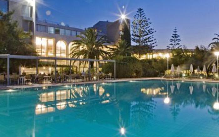 Caravia Beach Hotel