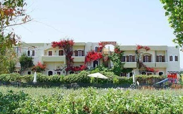 Mila Malia Studios Hotel