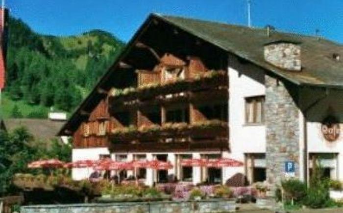 Hotel Falknerei Galina