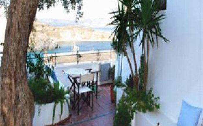 Maris Lindos Suites & Apartments