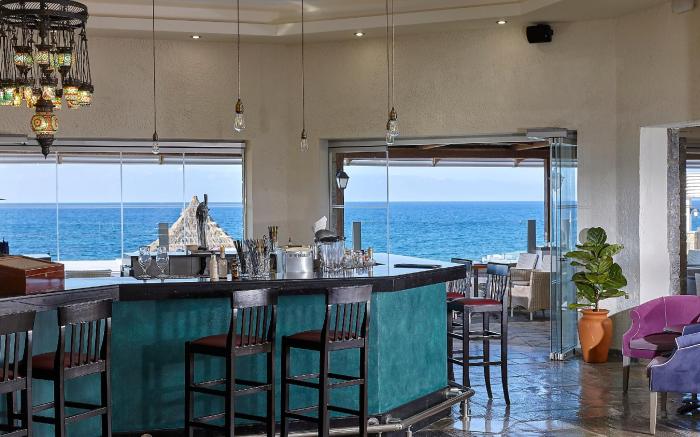 Alexander Beach Hotel & Village