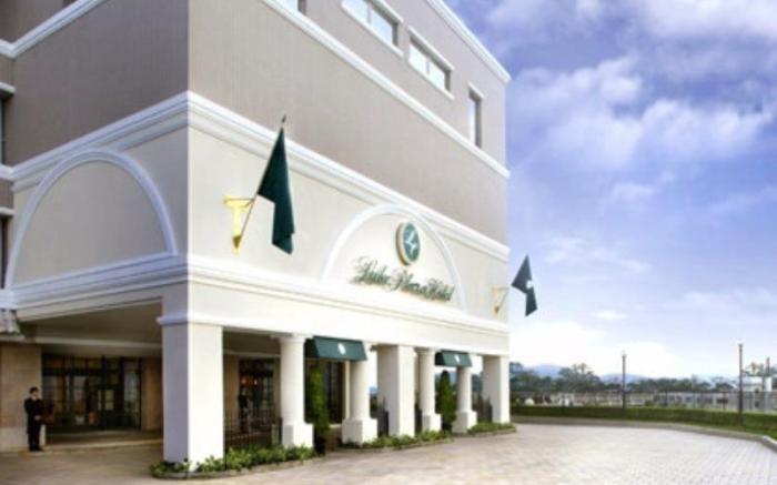 Luke Plaza Hotel