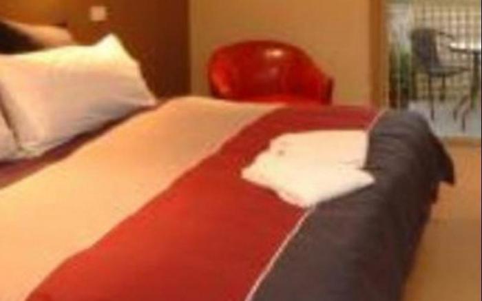 Motel Strahan