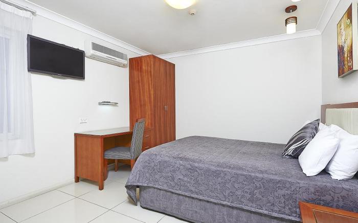Comfort Inn & Suites Burwood