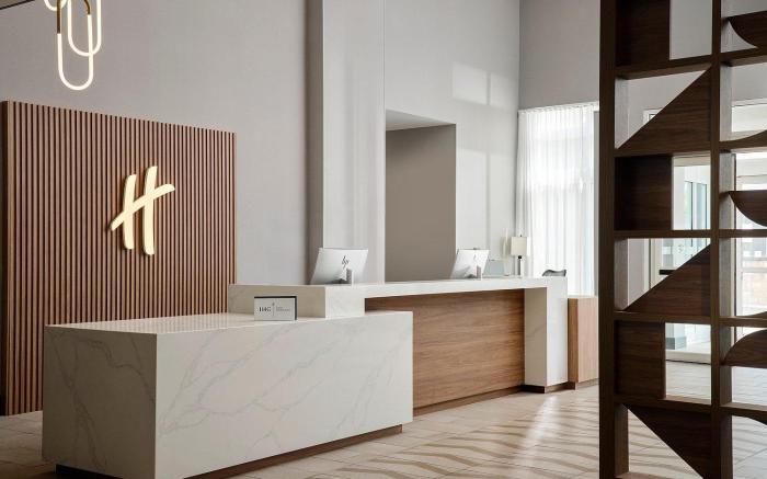 Holiday Inn Meridian East I 59 / I 20 By IHG