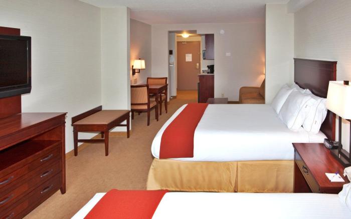 Holiday Inn Express Hotel & Suites Brockville By IHG