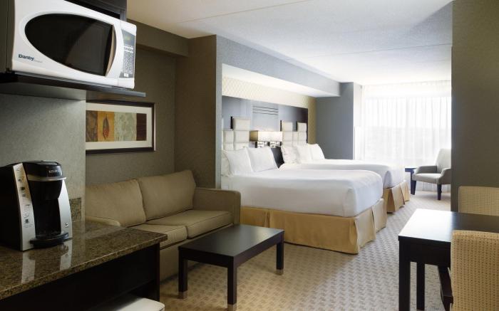 Holiday Inn Express & Suites Ottawa West – Nepean by IHG