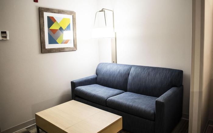 Holiday Inn Express Hotel & Suites Sedalia By IHG