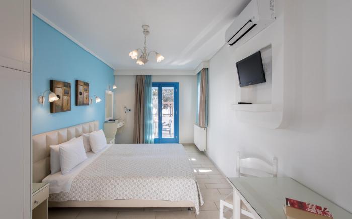 Liana Beach Hotel & Spa