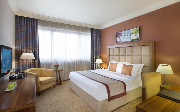 City Seasons Al Hamra Hotel