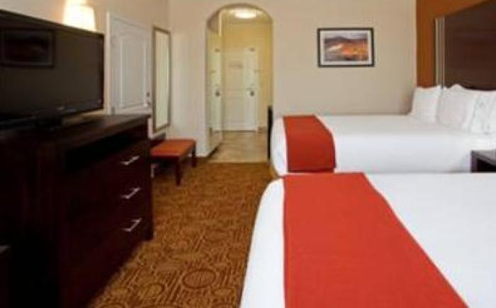 Holiday Inn Express Hotel and Suites Katy By IHG