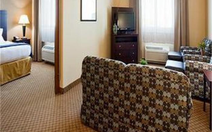 Holiday Inn Express Hotel & Suites Mankato East By IHG