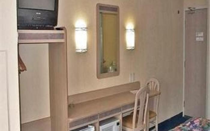 Motel 6-London, ON - Ontario