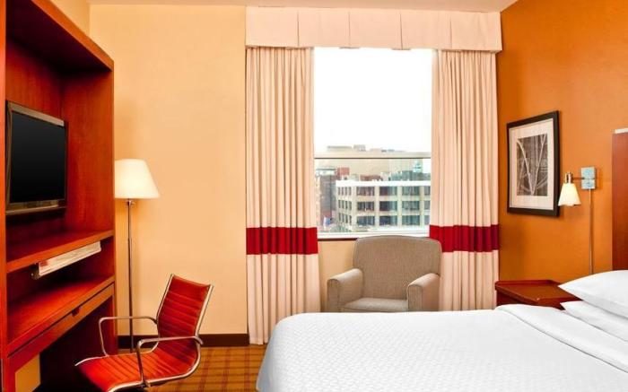 Four Points by Sheraton Philadelphia City Center